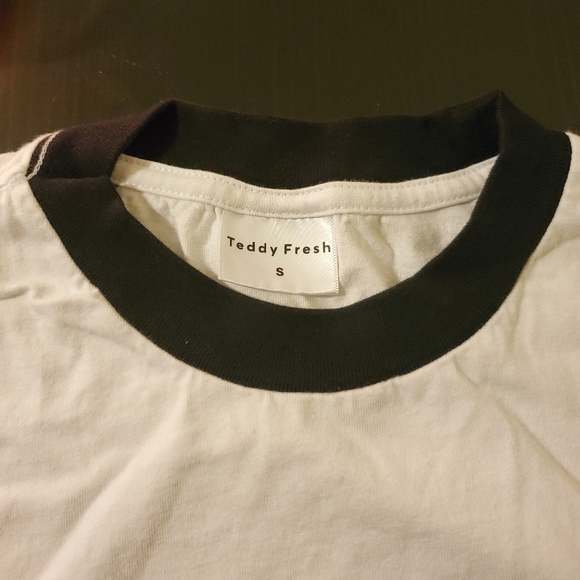 Long Sleeve Colorblock T-Shirt - Picture 5 of 9